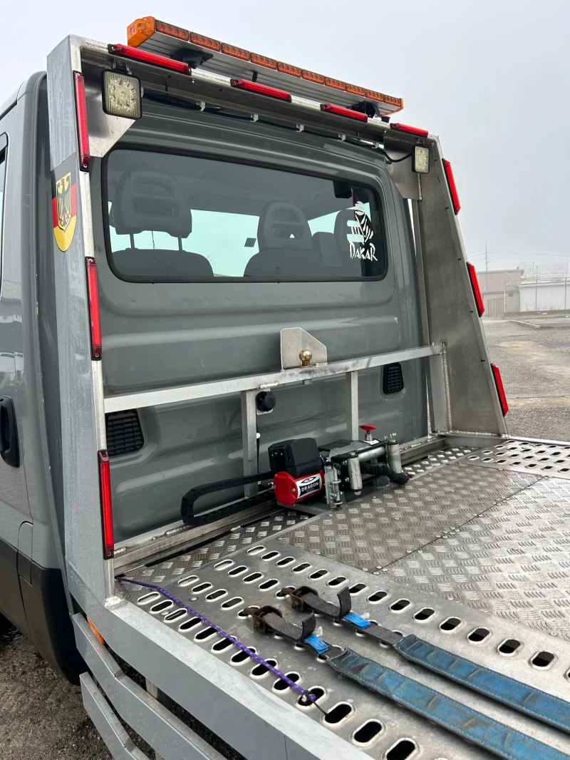 Iveco 35c18 3.0d 180к.с СПЕЦИАЛЕН Б-категория , снимка 9 - Бусове и автобуси - 53396077