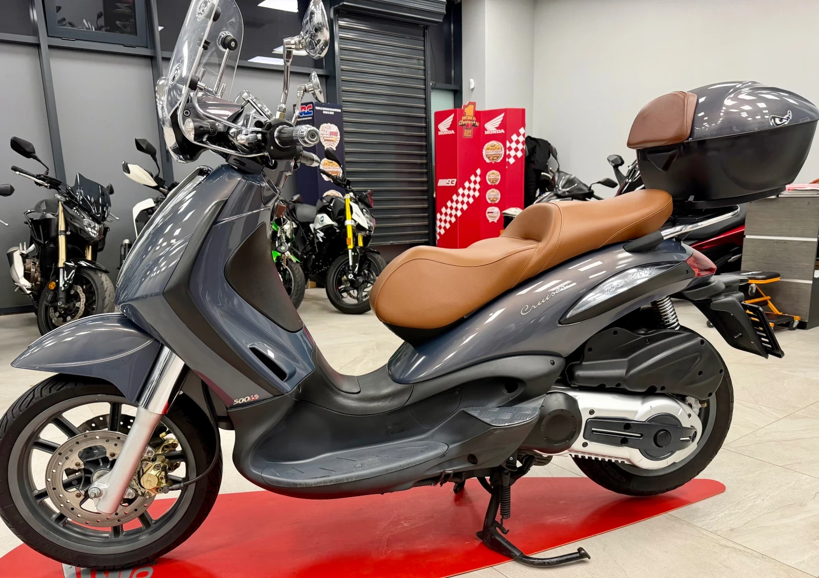 Piaggio Beverly 500 2008, снимка 8 - Мотоциклети и мототехника - 54731884