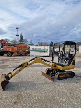 Багер Cat 301.4 C , снимка 1