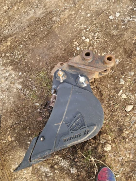 Багер Cat 301.4 C , снимка 8