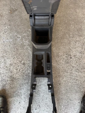 Vw T-Roc 2021г подлакатник , снимка 2