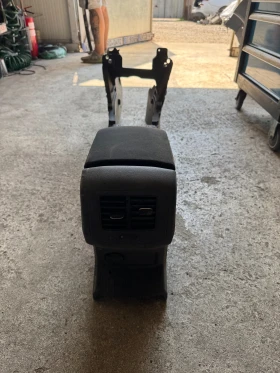 Vw T-Roc 2021г подлакатник , снимка 5