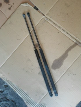 Амортисьори заден капак Сеат Ибиза (комплект)