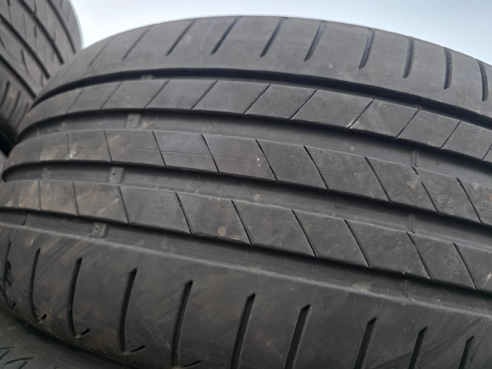  225/40R19 | Mobile.bg   1