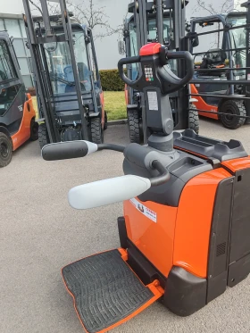 Наем на мотокар, газокар, електрокар, стакер, ричтрак или електрическа палетна количка, снимка 10