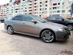 Honda Accord 2.0i i-Vtec, снимка 1