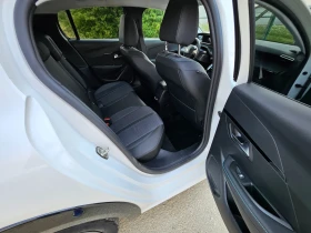 Peugeot 208  ALLURE * 50kWh * Full LED * 3D Display | Mobile.bg    17