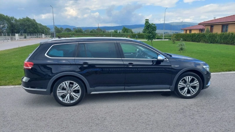 VW Alltrack 2.0TDI DIGITAL DSG 4x4, снимка 2 - Автомобили и джипове - 46917360