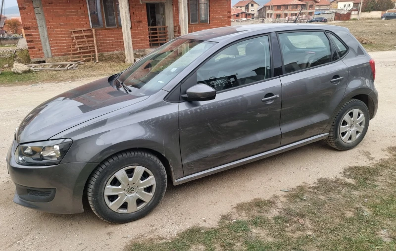 VW Polo, снимка 2 - Автомобили и джипове - 47779530