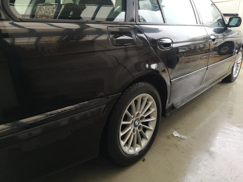 BMW 523, снимка 14 - Автомобили и джипове - 47972811