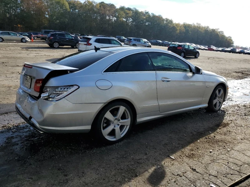 Mercedes-Benz E 55 E550 4.6L V8 402кс, снимка 3 - Автомобили и джипове - 48493835