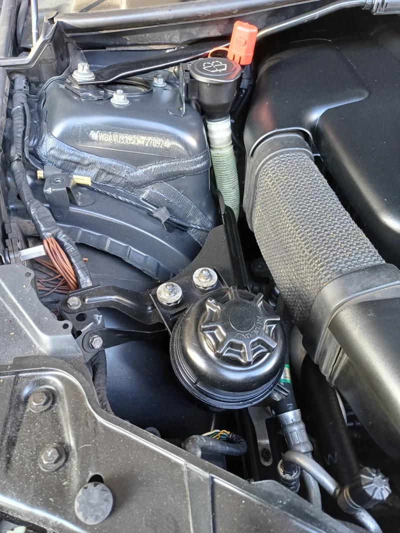 BMW 320, снимка 13 - Автомобили и джипове - 51243056