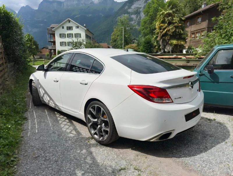 Opel Insignia 2.8 Turbo OPC 325 коня 4x4 + РЕГИСТРАЦИЯ, снимка 12 - Автомобили и джипове - 52518716
