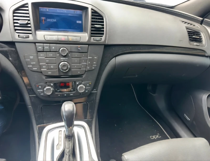Opel Insignia 2.8 Turbo OPC 325 коня 4x4 + РЕГИСТРАЦИЯ, снимка 14 - Автомобили и джипове - 52518716
