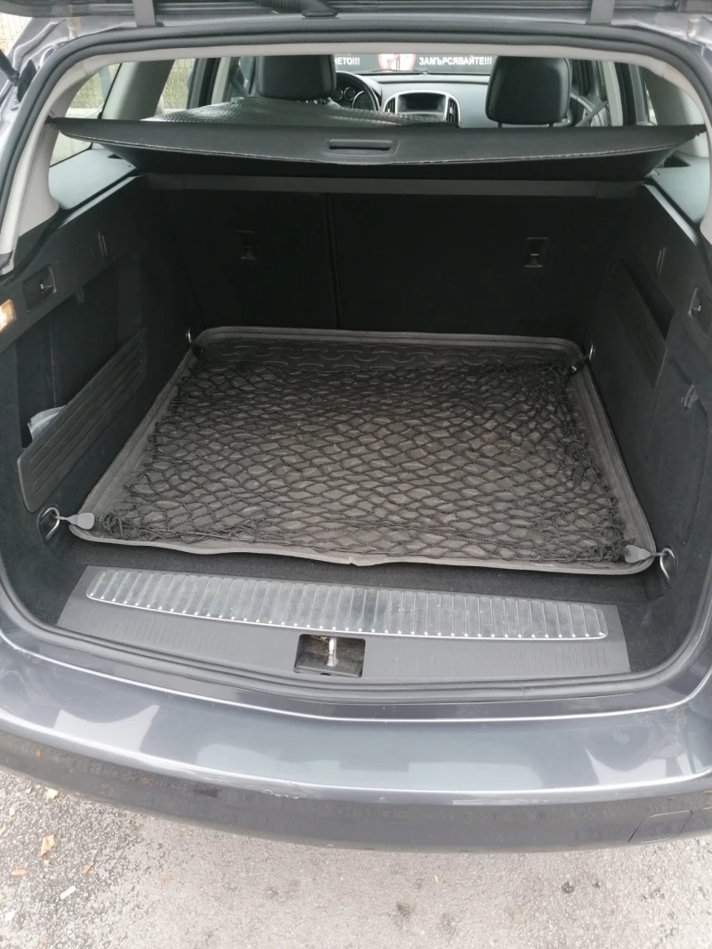 Opel Astra Спорт тоурер, снимка 7 - Автомобили и джипове - 52353195