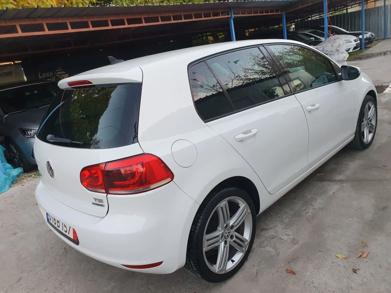 VW Golf 1 2 Tsi AUT NAVI KAMERA Higlinne EURO 5, снимка 5 - Автомобили и джипове - 52226401