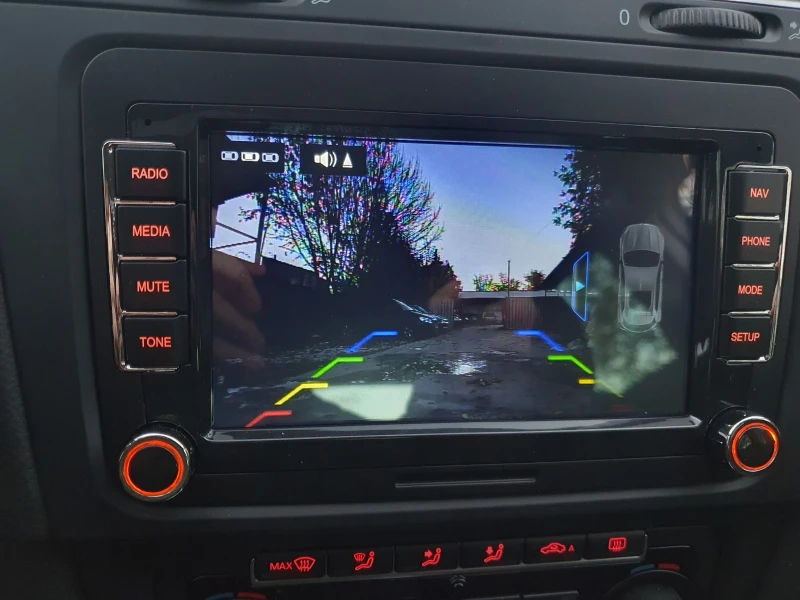 VW Golf 1 2 Tsi AUT NAVI KAMERA Higlinne EURO 5, снимка 9 - Автомобили и джипове - 52226401