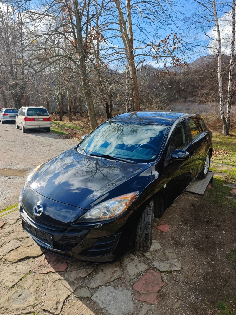 Mazda 3 1.6I НОВ ВНОС, снимка 13 - Автомобили и джипове - 52466921