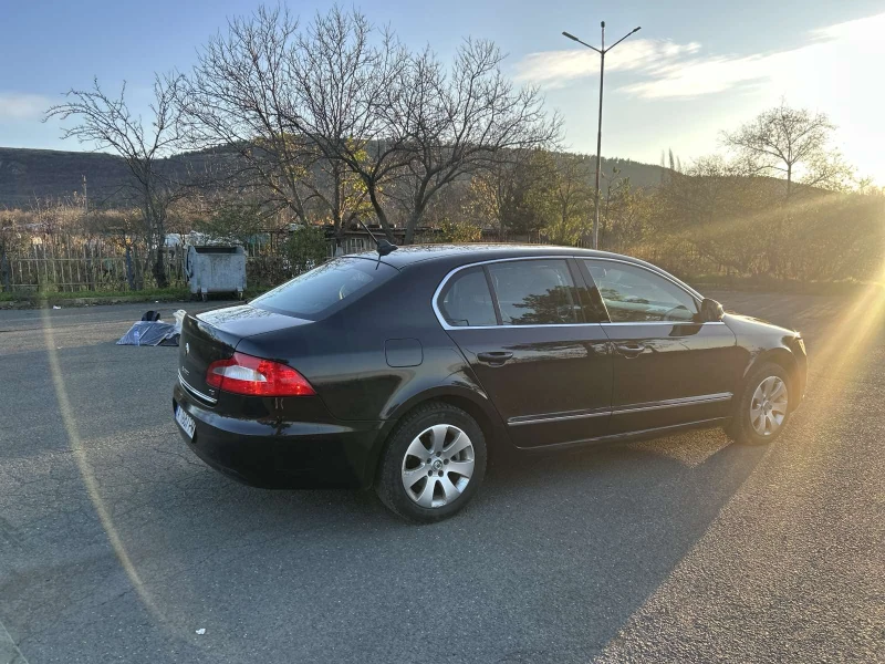 Skoda Superb, снимка 6 - Автомобили и джипове - 53072772