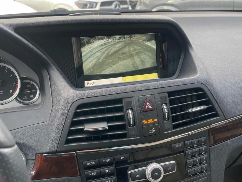 Mercedes-Benz E 350 * CARFAX * ЦЕНА ДО БГ, снимка 11 - Автомобили и джипове - 53383473