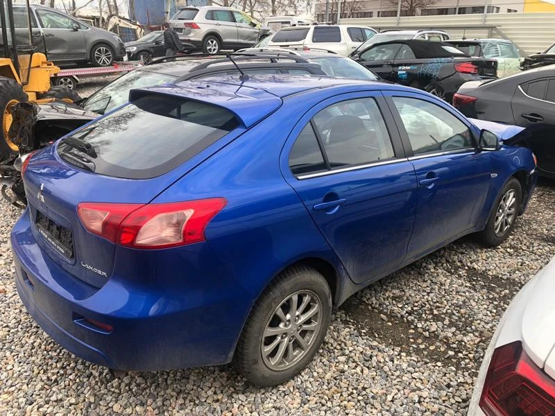 Mitsubishi Lancer, снимка 2 - Автомобили и джипове - 31094721