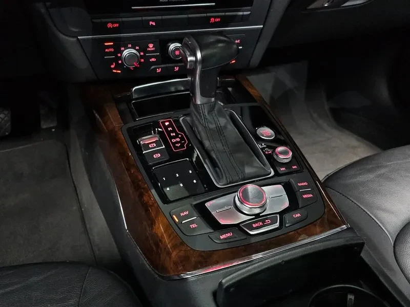 Audi A6 3.0 TDI Quattro, снимка 9 - Автомобили и джипове - 53041232