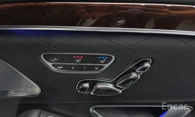 Mercedes-Benz S 560 4MATIC AMG Line, снимка 15 - Автомобили и джипове - 55894540