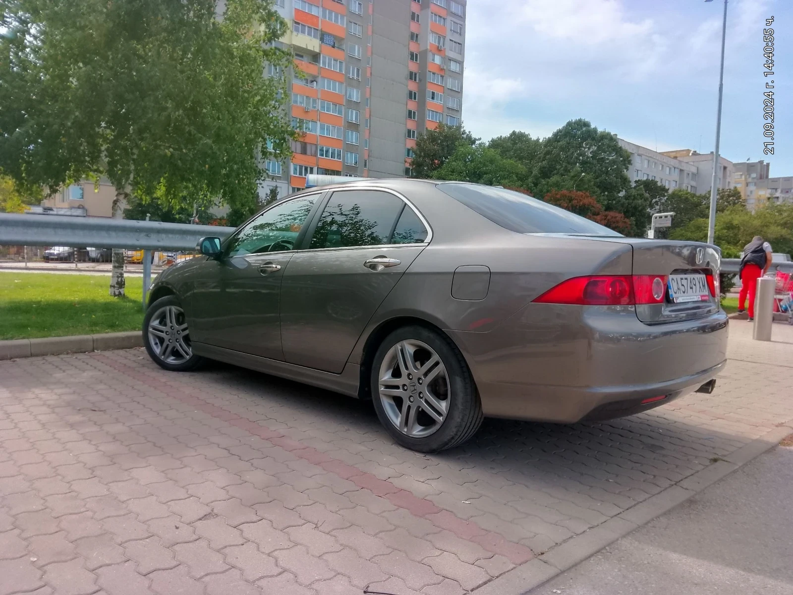 Honda Accord 2.0i i-Vtec - изображение 2