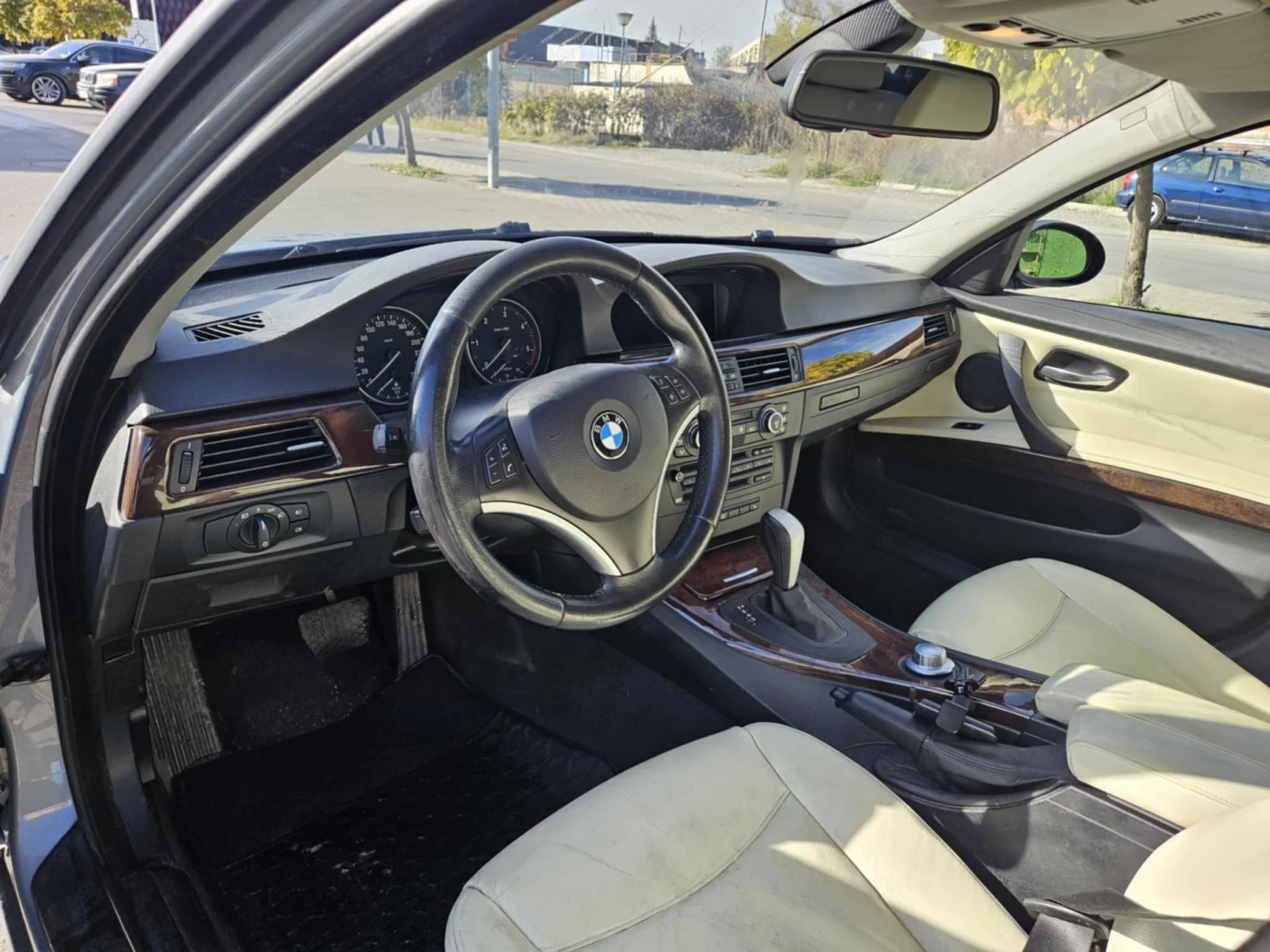 BMW 320 2.0d 177 - изображение 8