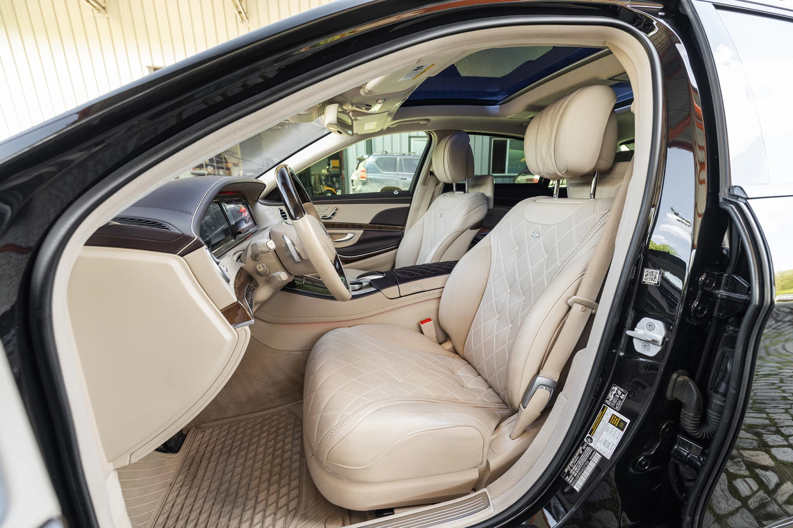 Mercedes-Benz S 550 * 4 Мatic * DESIGNO * ГАРАНЦИЯ *  - изображение 8