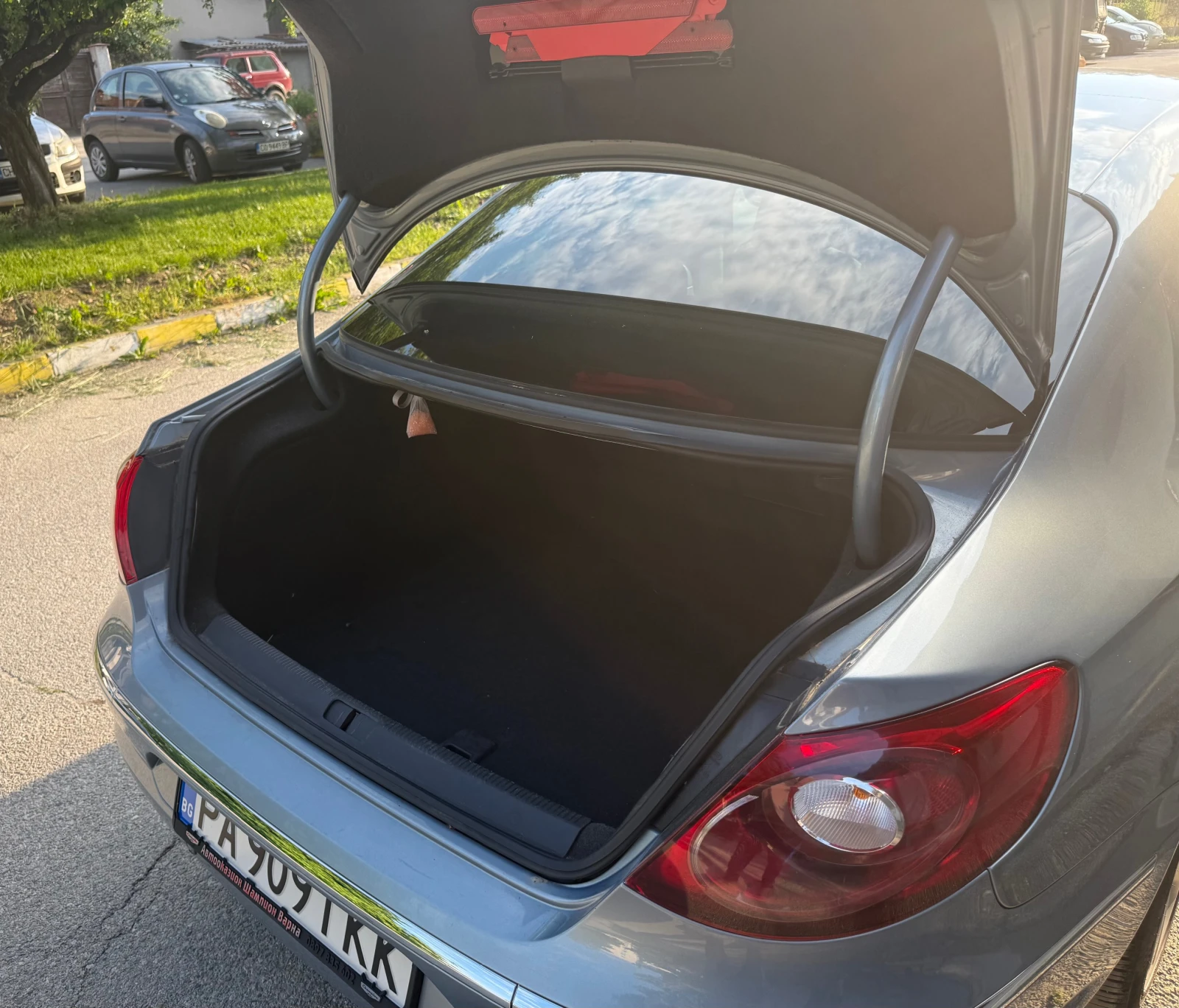 VW Passat CC - изображение 8