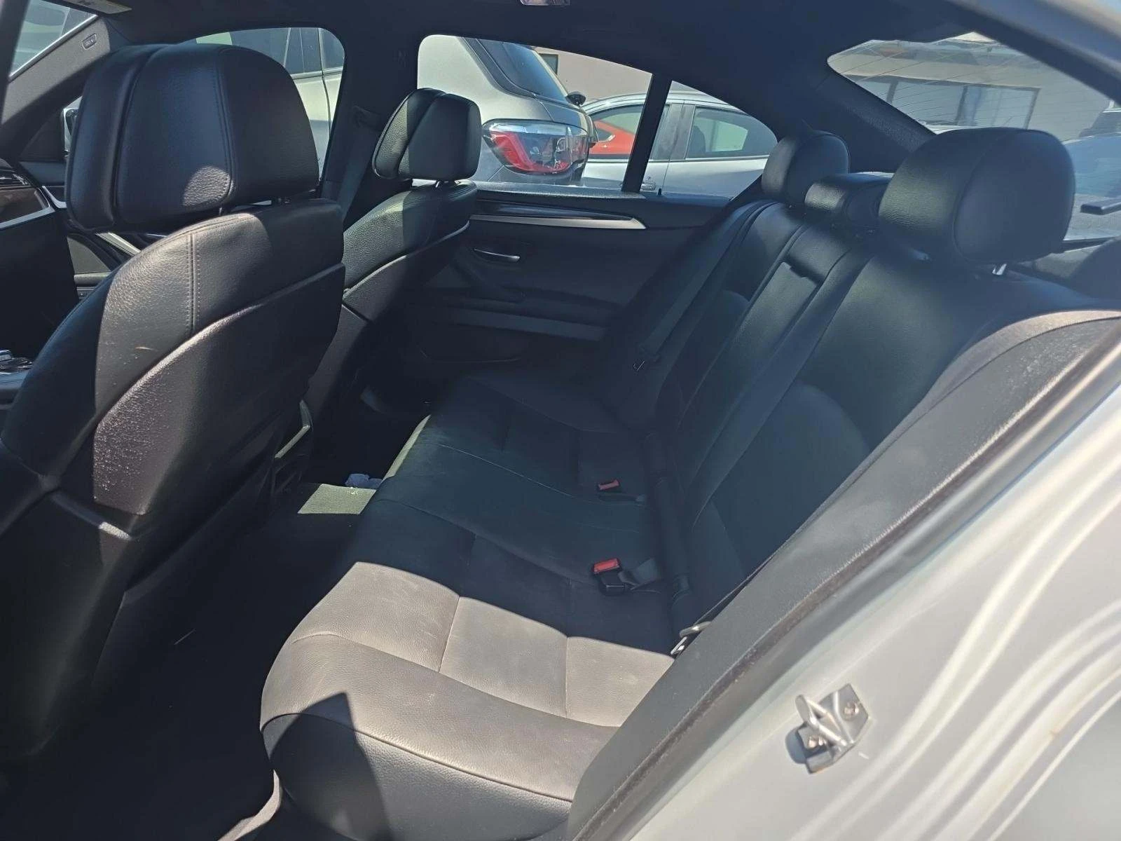 BMW 535 M-PACK* 360* HEADUP* M.TОЧКА* ПОДГРЕВИ* АМБИЕНТ    - изображение 10