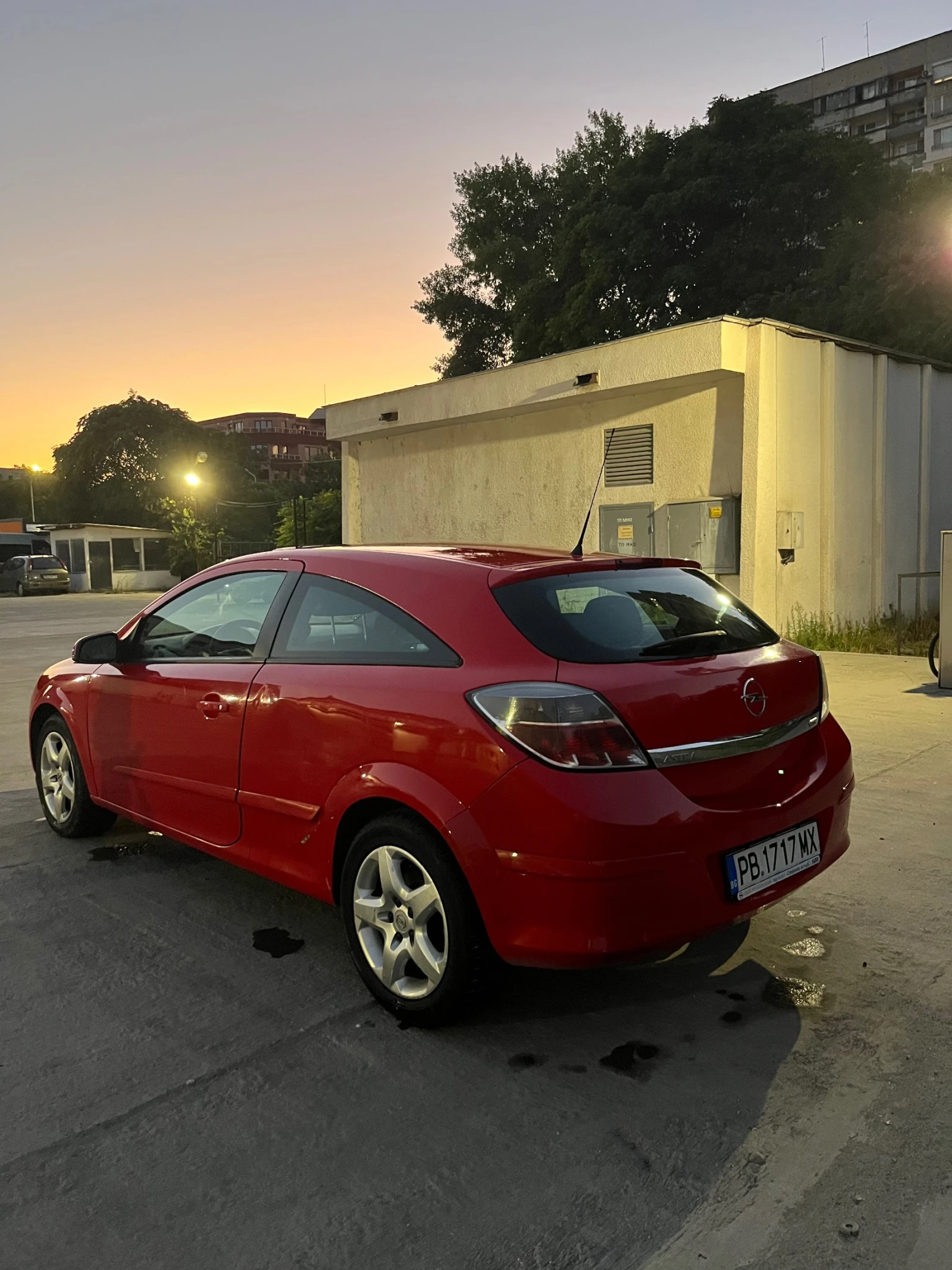 Opel Astra 1.9 Дизел - изображение 2