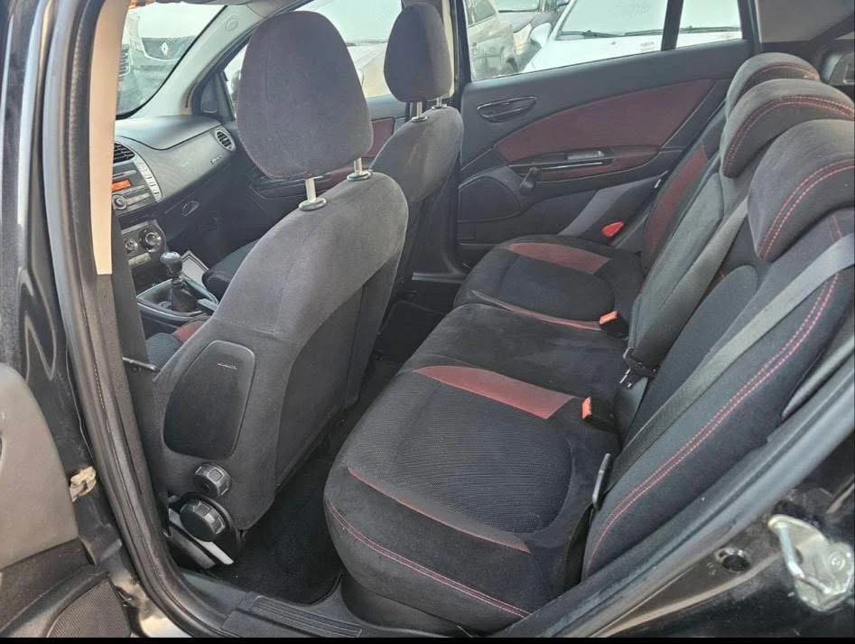 Fiat Bravo 1.4 бензин 6ск.  - изображение 7
