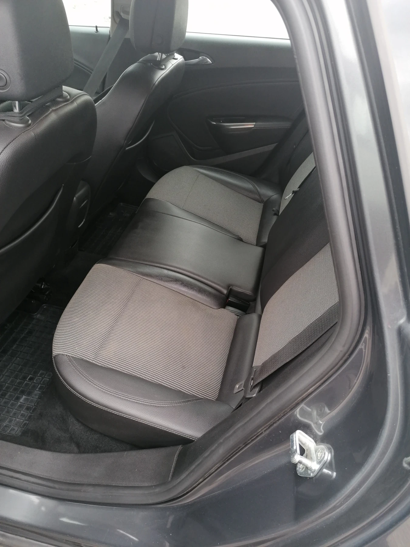 Opel Astra ����� ������ | Mobile.bg � ����������� 16