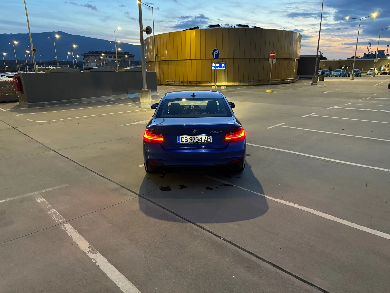 BMW 220 d | Mobile.bg   11