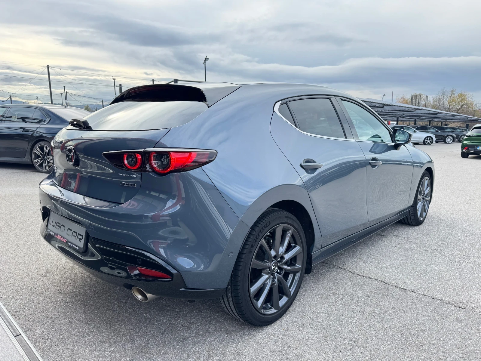 Mazda 3 2.0i-AWD-HEADUP-DISTRONIC-BOSE-360cam--FULL | Mobile.bg   5