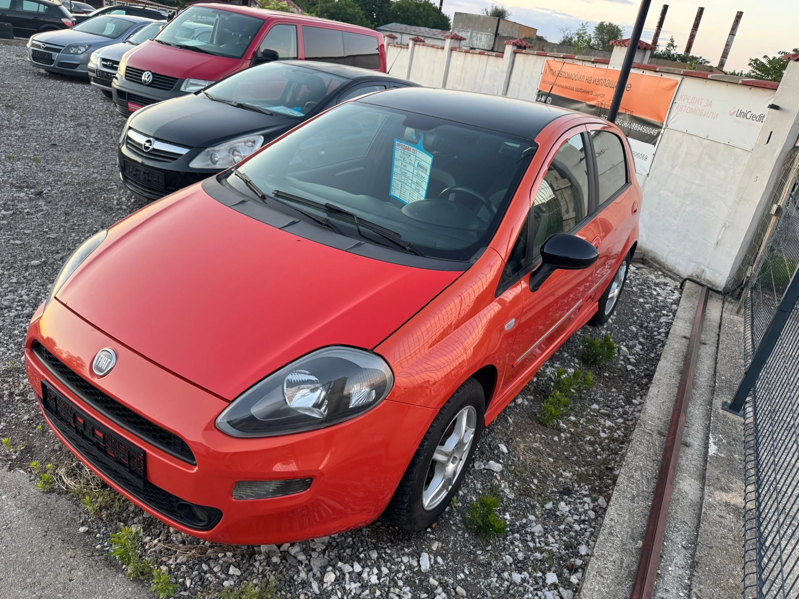 Fiat Punto 1.4i KLIMA , снимка 3 - Автомобили и джипове - 53973703