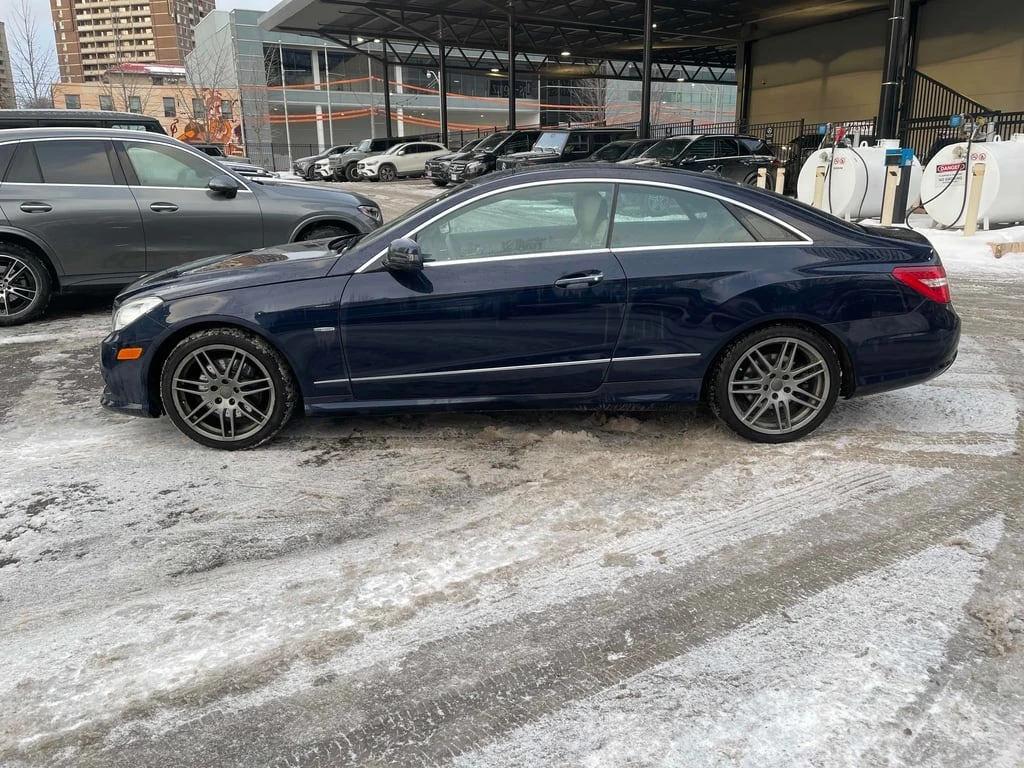 Mercedes-Benz E 350 * CARFAX * ЦЕНА ДО БГ - изображение 2