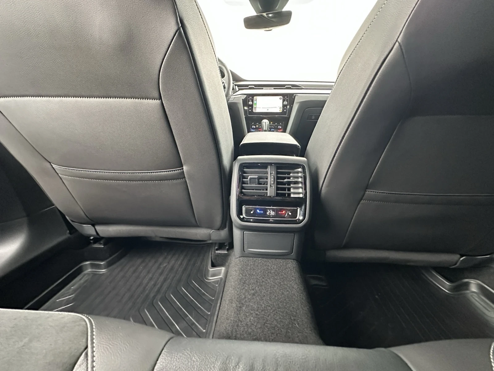 VW Arteon, снимка 7 - Автомобили и джипове - 53952193