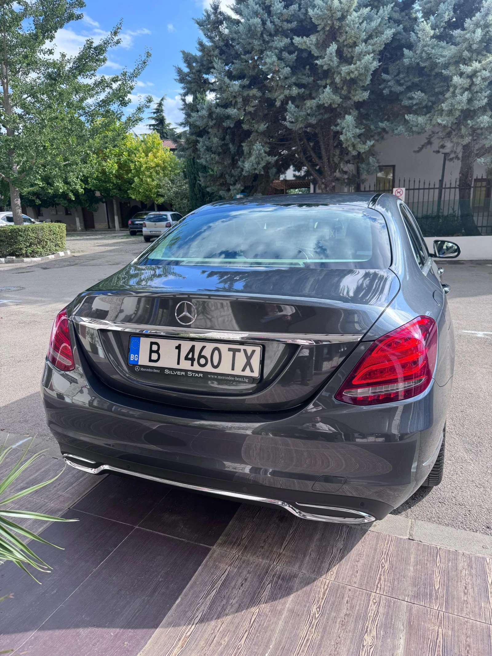 Mercedes-Benz 180, снимка 5 - Автомобили и джипове - 54045279