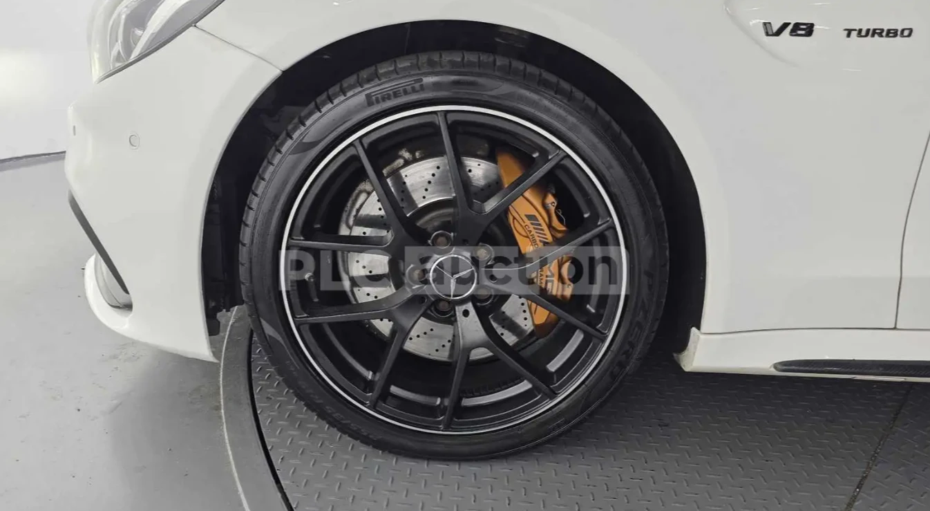 Mercedes-Benz C 63 AMG C 63S AMG* HUD* BUCKET SEATS* BURMESTER, снимка 6 - Автомобили и джипове - 54115471