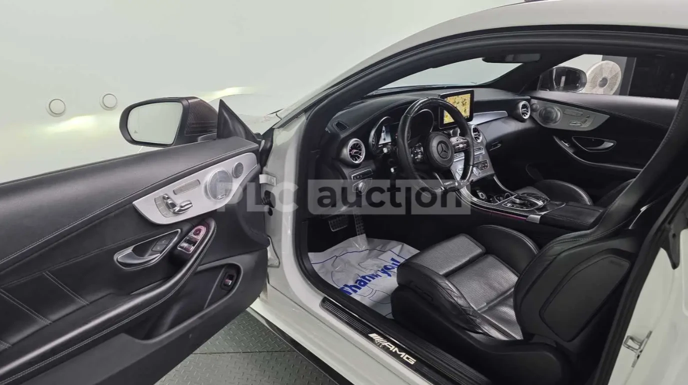 Mercedes-Benz C 63 AMG C 63S AMG* HUD* BUCKET SEATS* BURMESTER, снимка 9 - Автомобили и джипове - 54115471