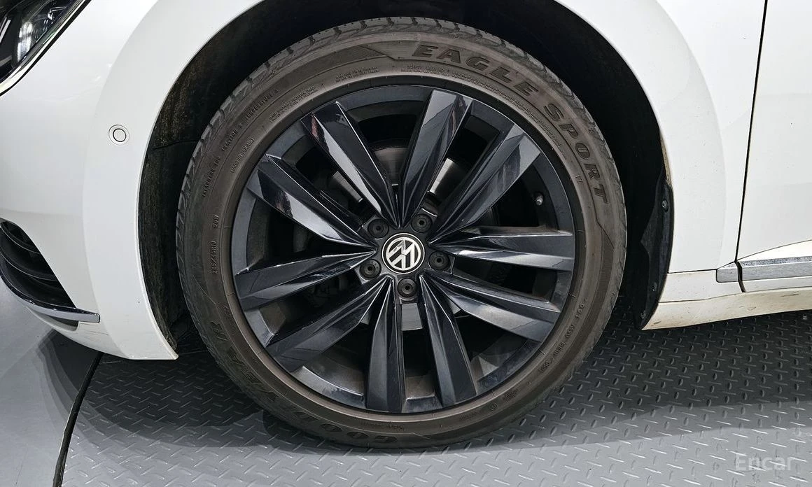 VW Arteon, снимка 5 - Автомобили и джипове - 54556264