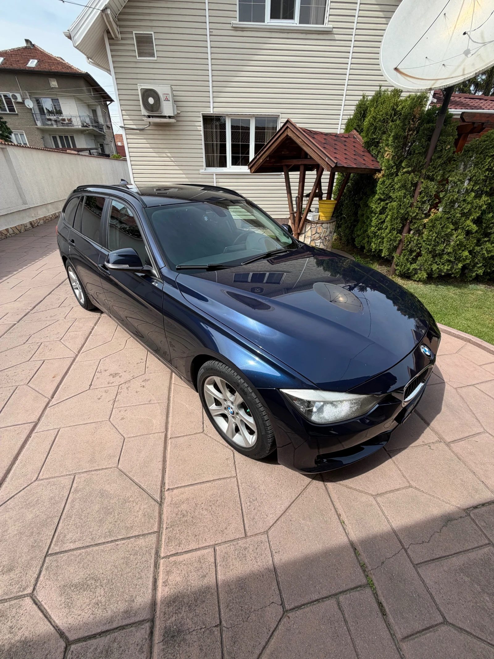 BMW 320, снимка 2 - Автомобили и джипове - 54608351
