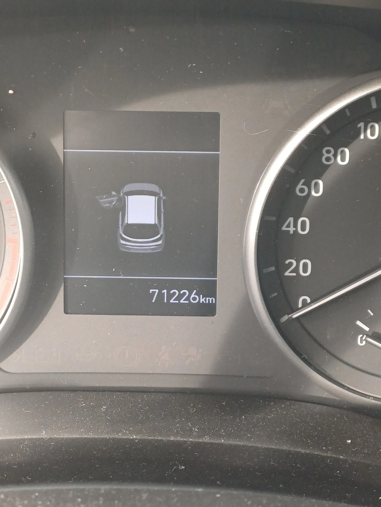 Hyundai I30 1.0gdi turbo 120кс, снимка 9 - Автомобили и джипове - 54773199