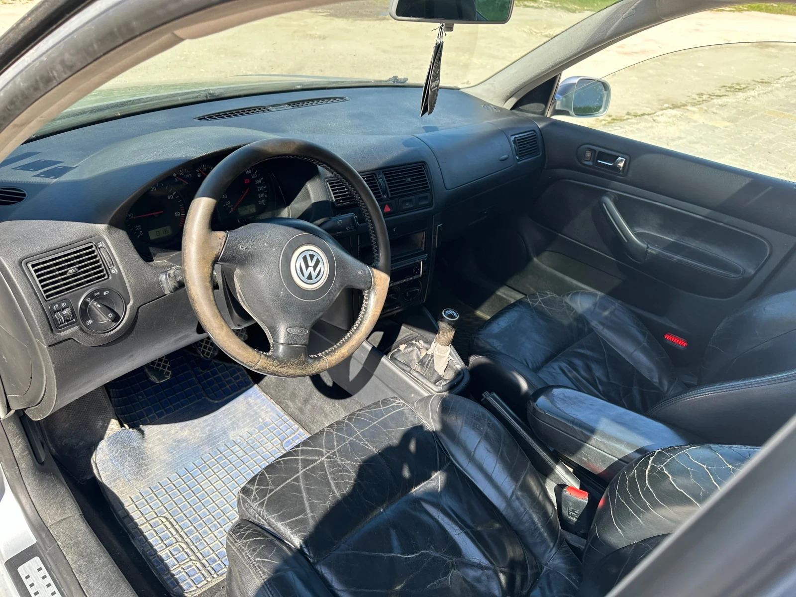 VW Golf 1.9TDI 101hp, снимка 5 - Автомобили и джипове - 54813022