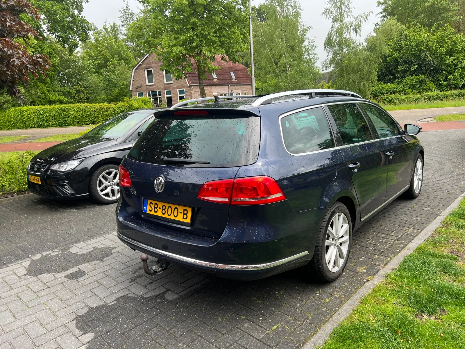 VW Passat Highline* Автомат* Дистроник* Кожа* Алкантара* Пан, снимка 5 - Автомобили и джипове - 54827002