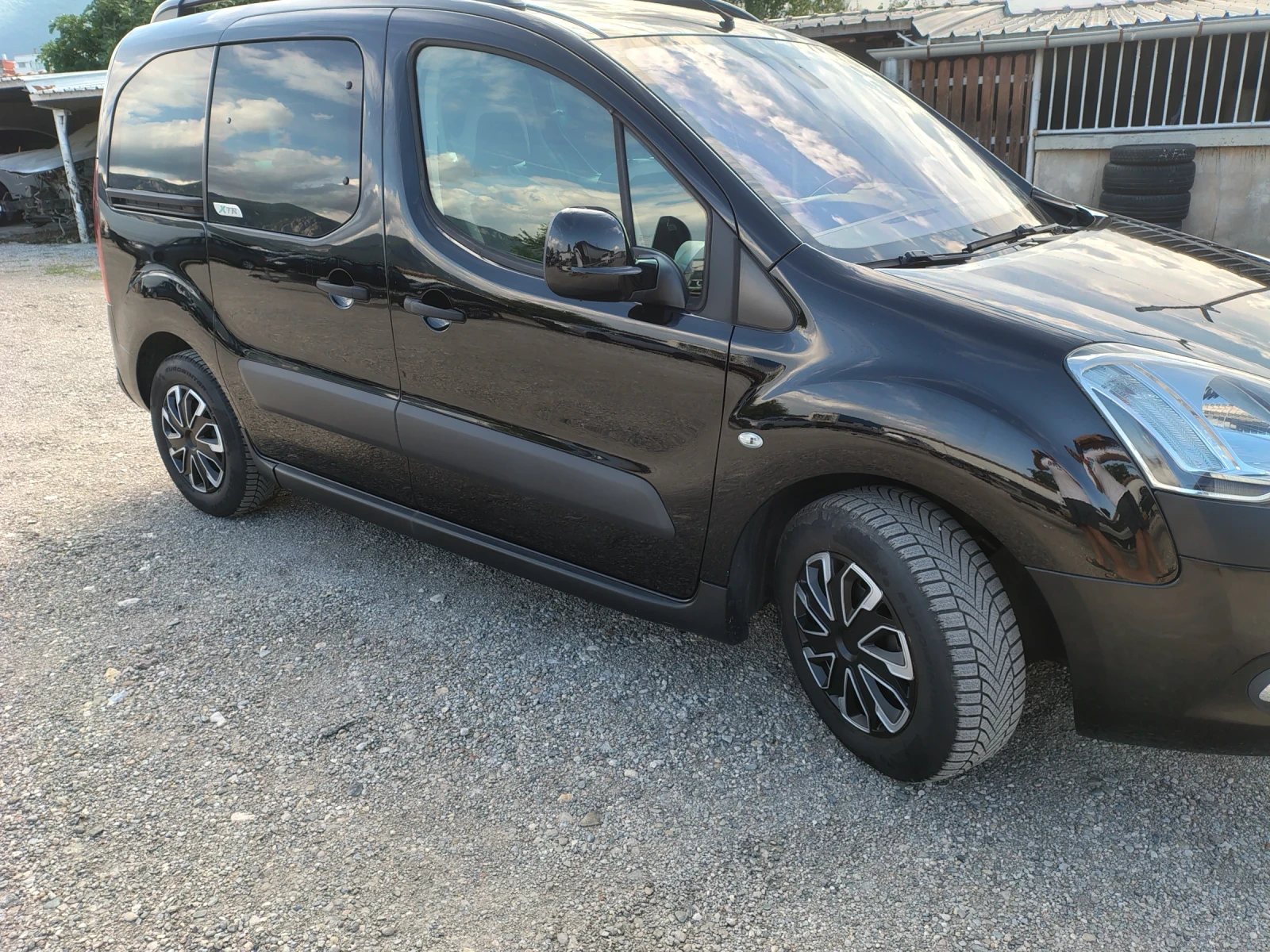 Citroen Berlingo Евро5 XRT, снимка 3 - Автомобили и джипове - 55136894