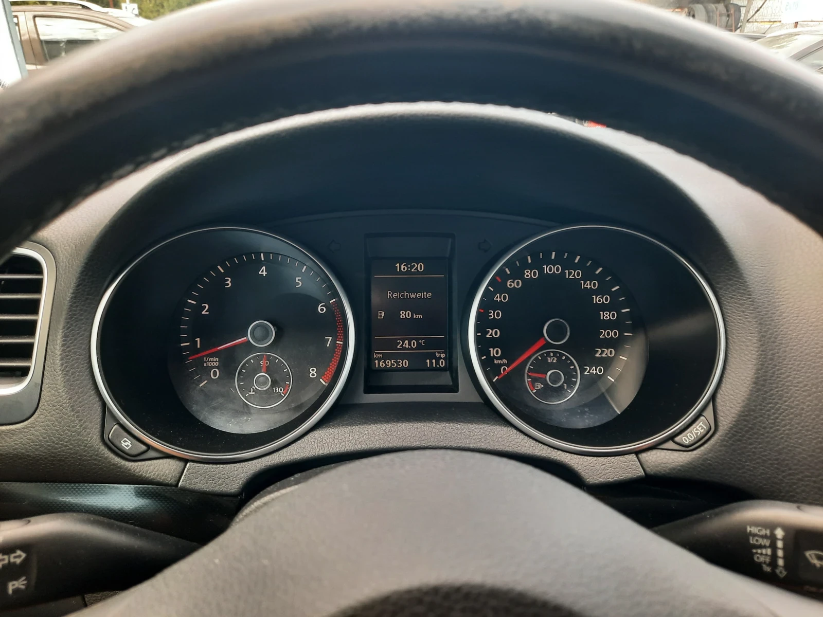 VW Golf 2010та КАТО НОВ, снимка 11 - Автомобили и джипове - 55433899